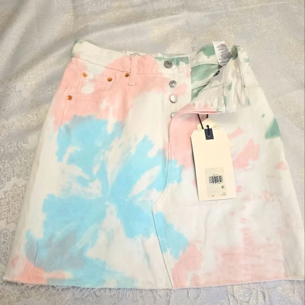 Levi's Tie-Dye Unhemmed Finish Denim Skirt NWT